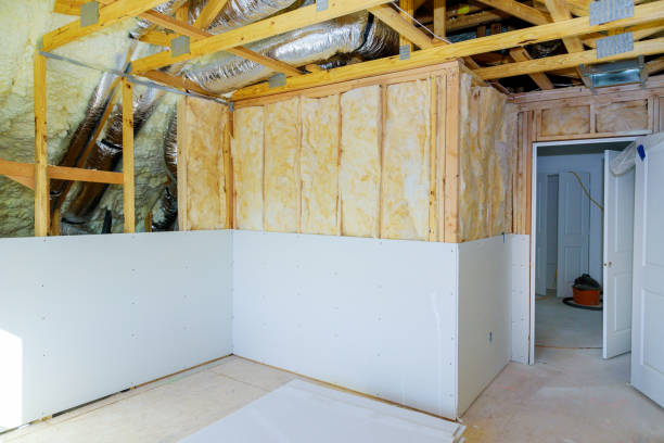 Best Insulation Installation Services in Carlstadt, NJ